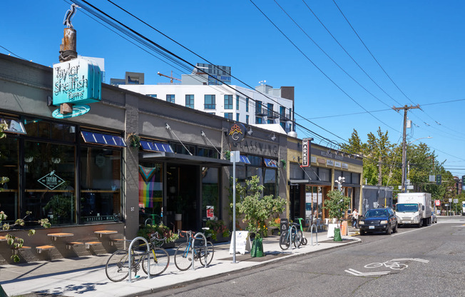 Dining and Shopping at Melrose Market