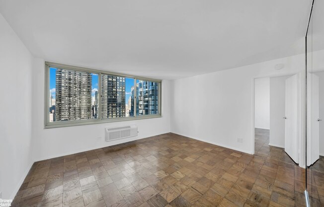 1 bed, 1 bath, $3,850, Unit 27D