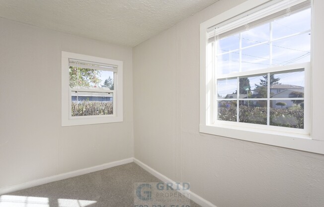 2 beds, 1 bath, $2,195