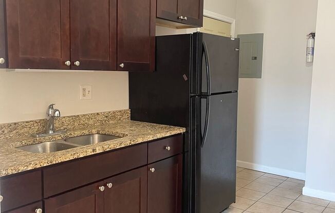 1 bed, 1 bath, $1,500, Unit 2F