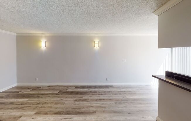 Berryman Apts...Newly Remodeled Apartments Available...Large Windows...Washer/Dryer in Unit!