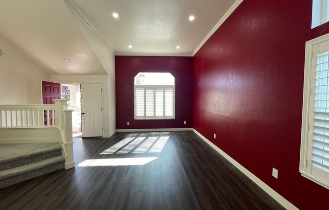 Fremont: Updated 4 Bedroom, 3 Bathroom, 2 Car Garage