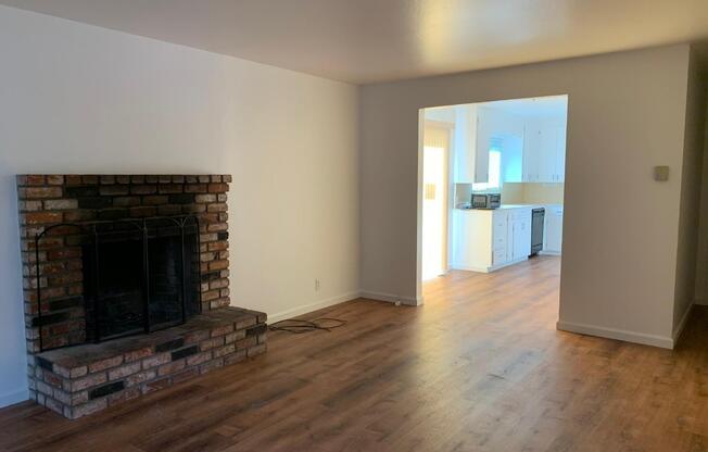 712 Sierra Vista Ave