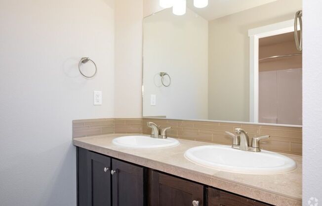 2 beds, 2.5 baths, 1,322 sqft, $2,400, Unit 2-104