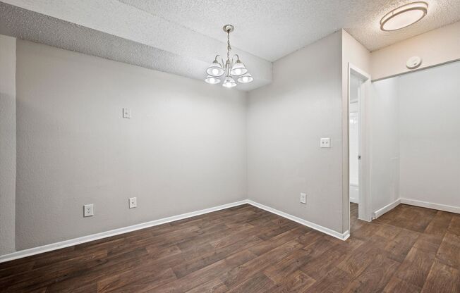 1 bed, 1 bath, 590 sqft, $1,195, Unit 317