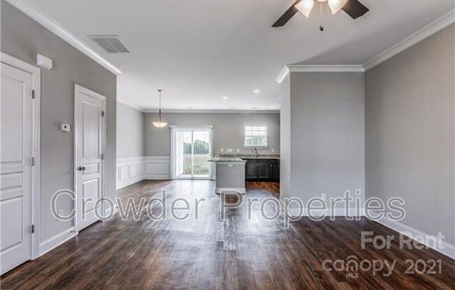 388 HALTON XING DR SW