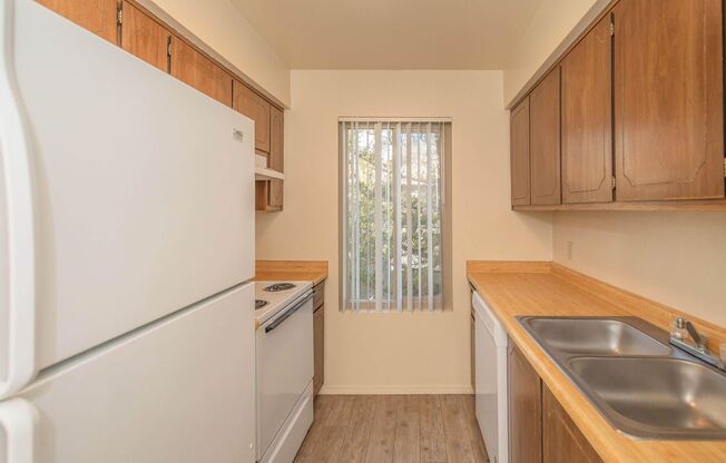 2 beds, 1 bath, 872 sqft, $1,325, Unit G1179