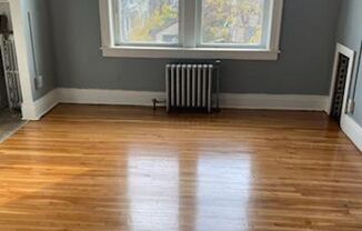 Studio, 1 bath, $650, Unit 211