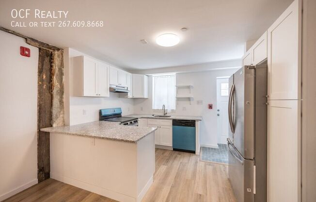 711 W THOMPSON ST