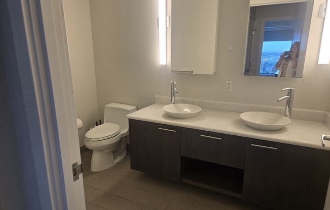 1 bed, 1 bath, 876 sqft, $4,300, Unit 22A