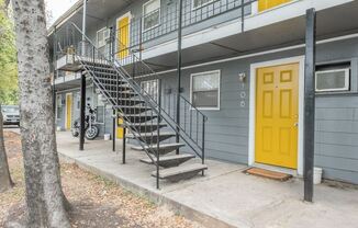 901 & 903 Springdale Rd