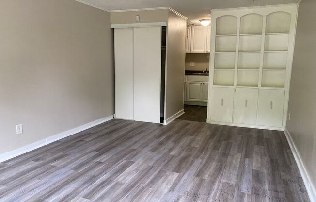 Studio, 1 bath, 266 sqft, $750, Unit 5453 Red Bird Court