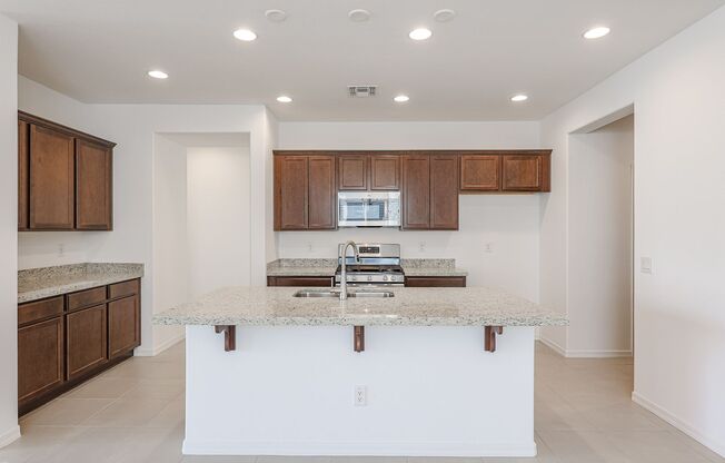 Your Perfect New 5-Bedroom Home Awaits in Laveen!