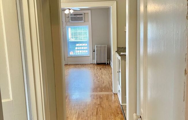 2 beds, 1 bath, 900 sqft, $1,345, Unit 104