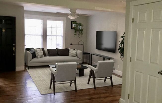 1501 W Morphy
