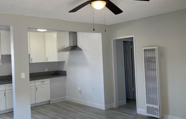 2 beds, 1 bath, $2,500