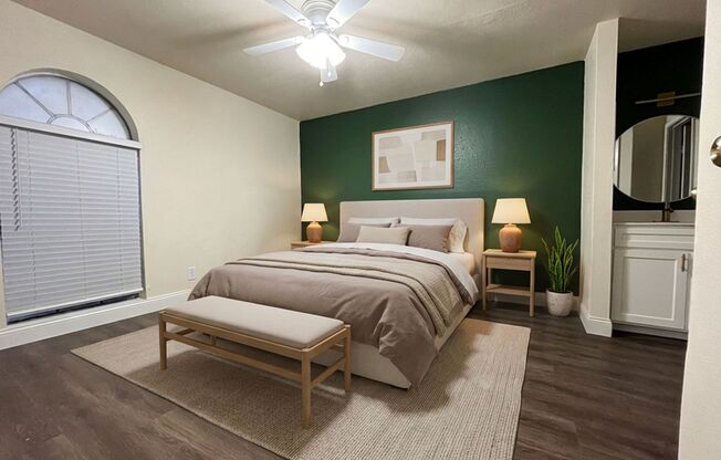 2 beds, 2 baths, 967 sqft, $1,299