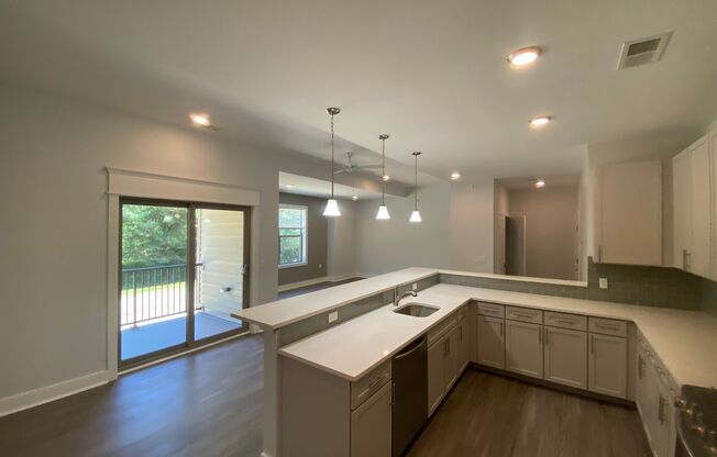 2 beds, 2 baths, 1,450 sqft, $3,100, Unit 0919