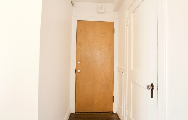 1 bed, 1 bath, 696 sqft, $1,750, Unit 0809