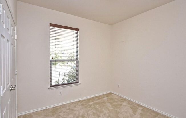 3 beds, 2 baths, $2,050