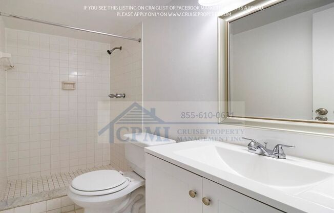 1 bed, 1.5 baths, 900 sqft, $1,725, Unit A3A