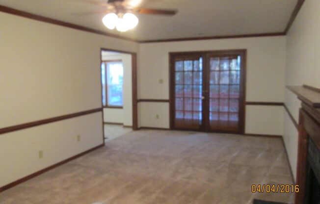 3 beds, 2 baths, $2,150