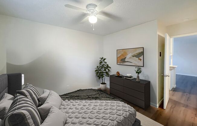 1 bed, 1 bath, 482 sqft, $1,125, Unit FL-D