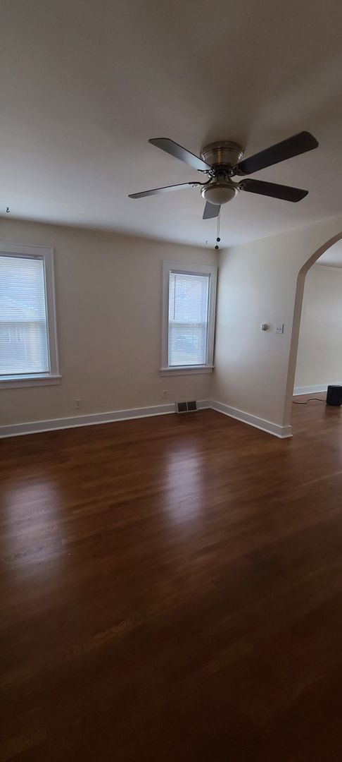 715 Wisteria Associates LLC