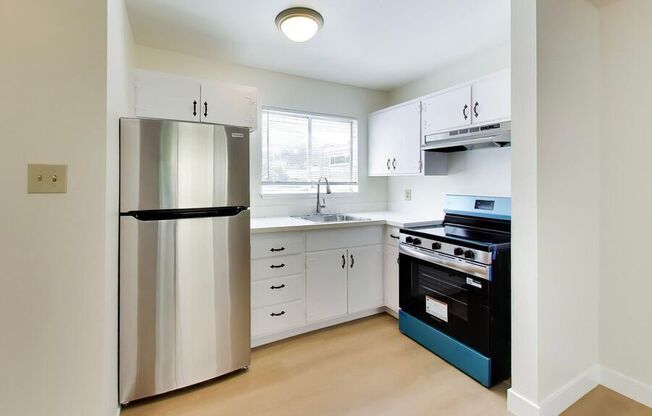 693 SAN BRUNO AVE