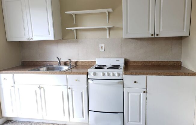 3712 - 3718 Henry Ave