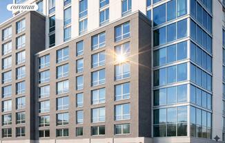 1 bed, 1 bath, $2,815, Unit 713W