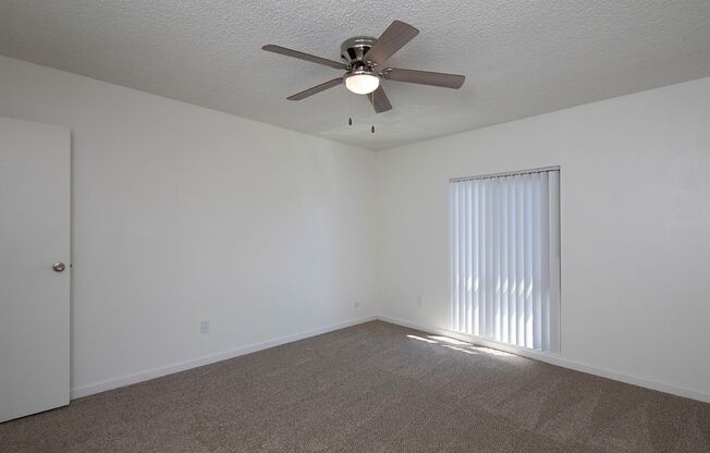 3 beds, 2 baths, 1,186 sqft, $3,195, Unit C-10