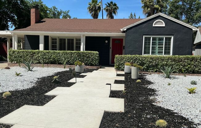 Charming 2 Bedroom Home with Studio/Office in Established Modesto Neighborhood