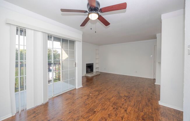 1 bed, 1 bath, $995, Unit Unit#825