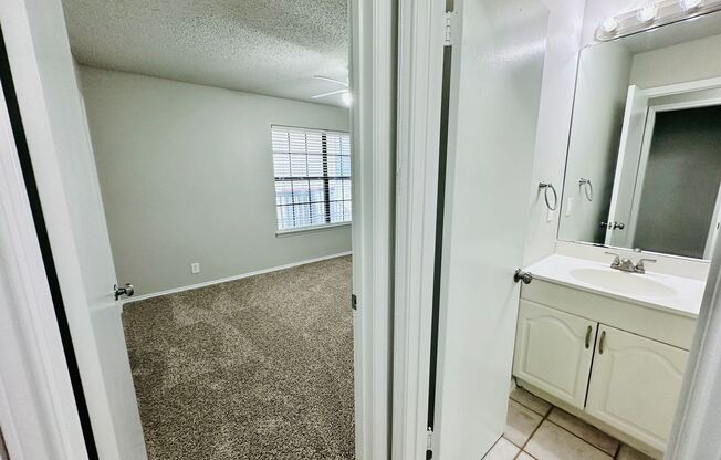 2 beds, 2 baths, $1,795, Unit # 2028