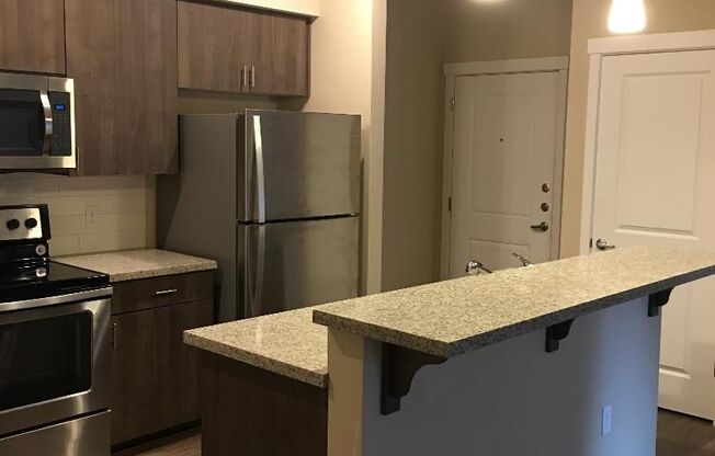 1 bed, 1 bath, $1,695, Unit 4838-304