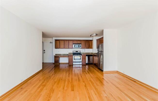Group Fox - The Van Der Rohe - Living Room