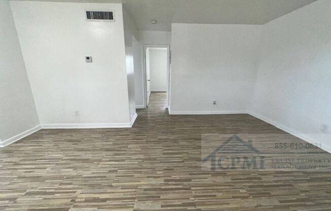 2 beds, 1 bath, 848 sqft, $1,795, Unit 6