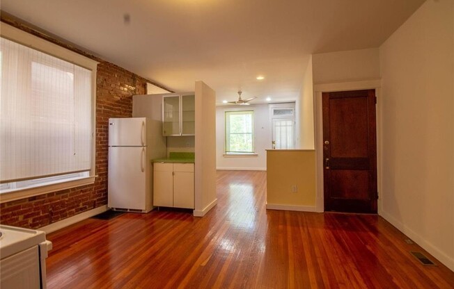 5311 S KINGSHIGHWAY