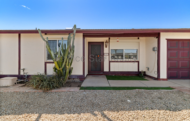 1223 W OXFORD DR