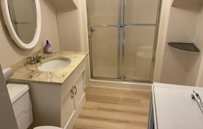 1 bed, 1 bath, $1,200