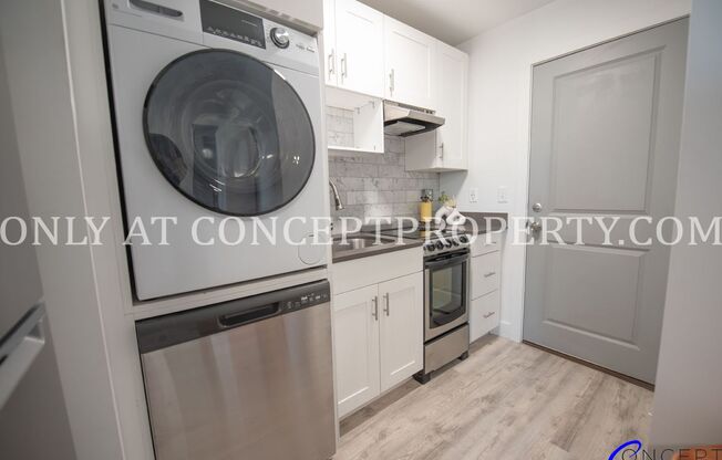 Studio, 1 bath, 208 sqft, $1,070, Unit 4I