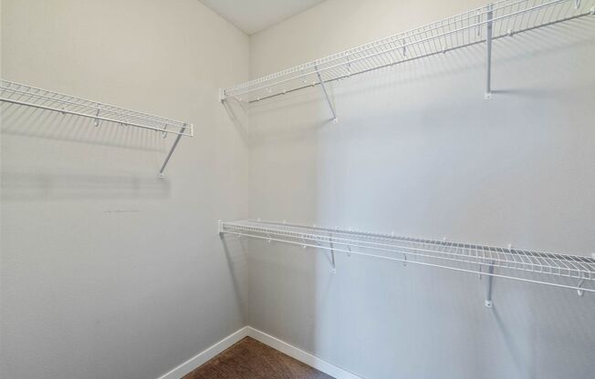 3 beds, 2 baths, 1,334 sqft, $1,500, Unit 116