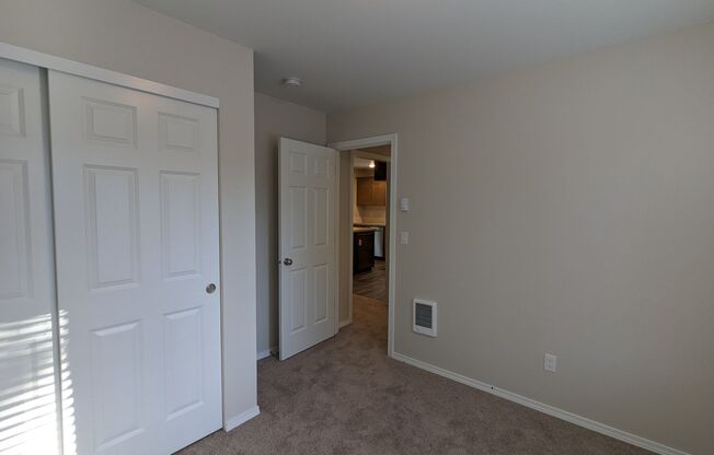 2 beds, 1 bath, $1,995, Unit Unit 1