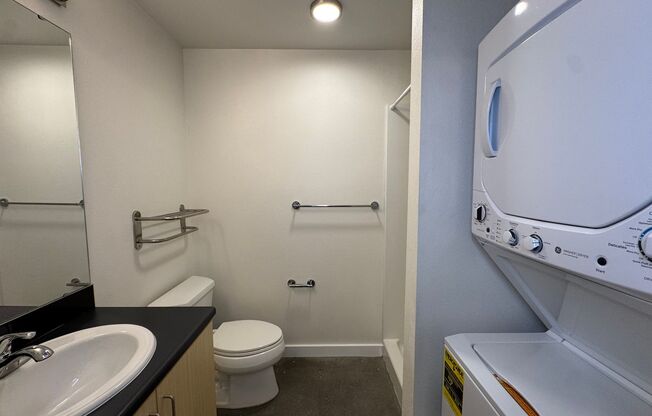 Studio, 1 bath, 248 sqft, $1,295, Unit B10