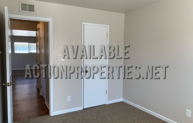 2 beds, 1 bath, $1,595, Unit UNIT # 4