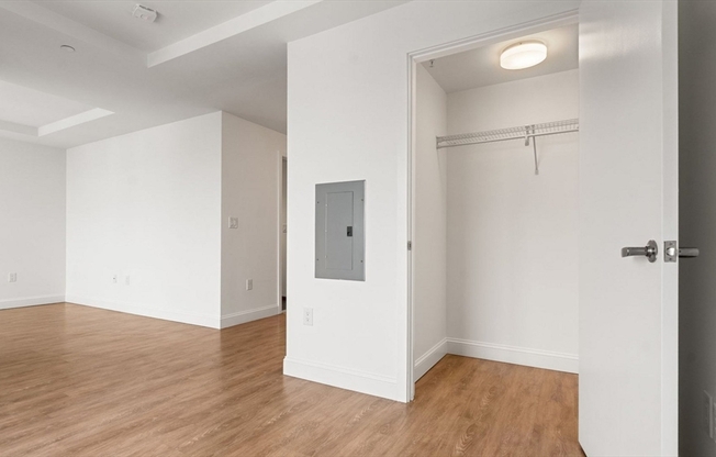 Studio, 1 bath, 510 sqft, $3,485, Unit 1610