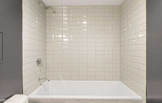 2 beds, 2 baths, 2,360 sqft, $5,950, Unit 130