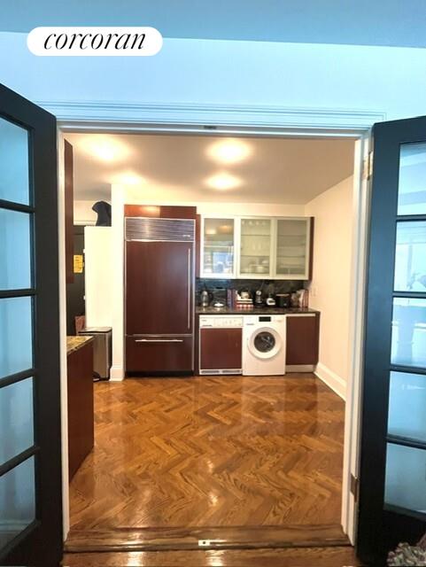 1200 5 AVE