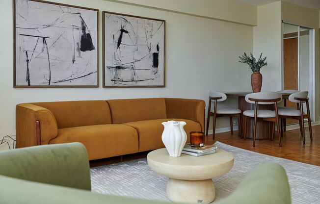 1 bed, 1 bath, 700 sqft, $2,250, Unit 418-0707